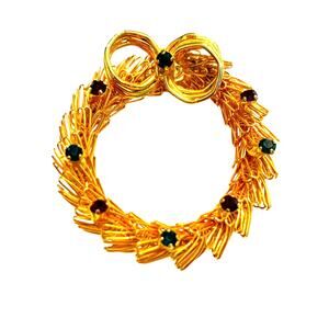 Vintage Christmas holiday brooch wreath pin gold with red & green rhinestones
